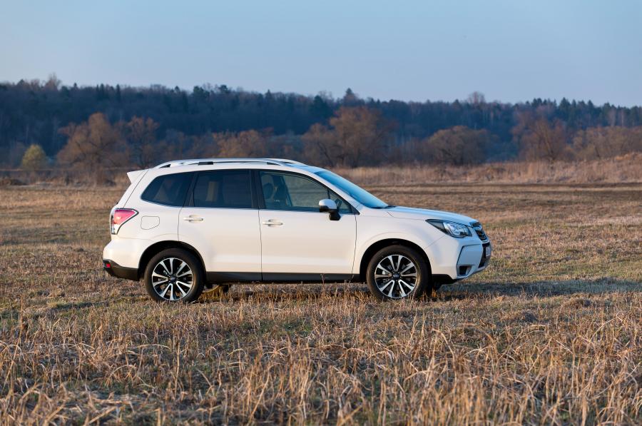 Subaru Forester 2.0XT 2016 года  (фото 19 из 30)